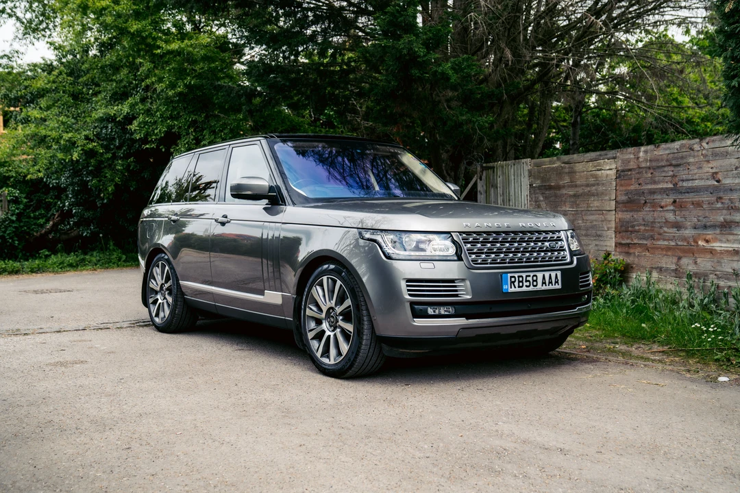 2017 Land Rover Range Rover L405 - Image 4 of 31