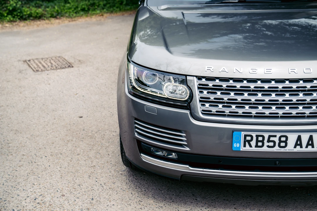 2017 Land Rover Range Rover L405 - Image 17 of 31