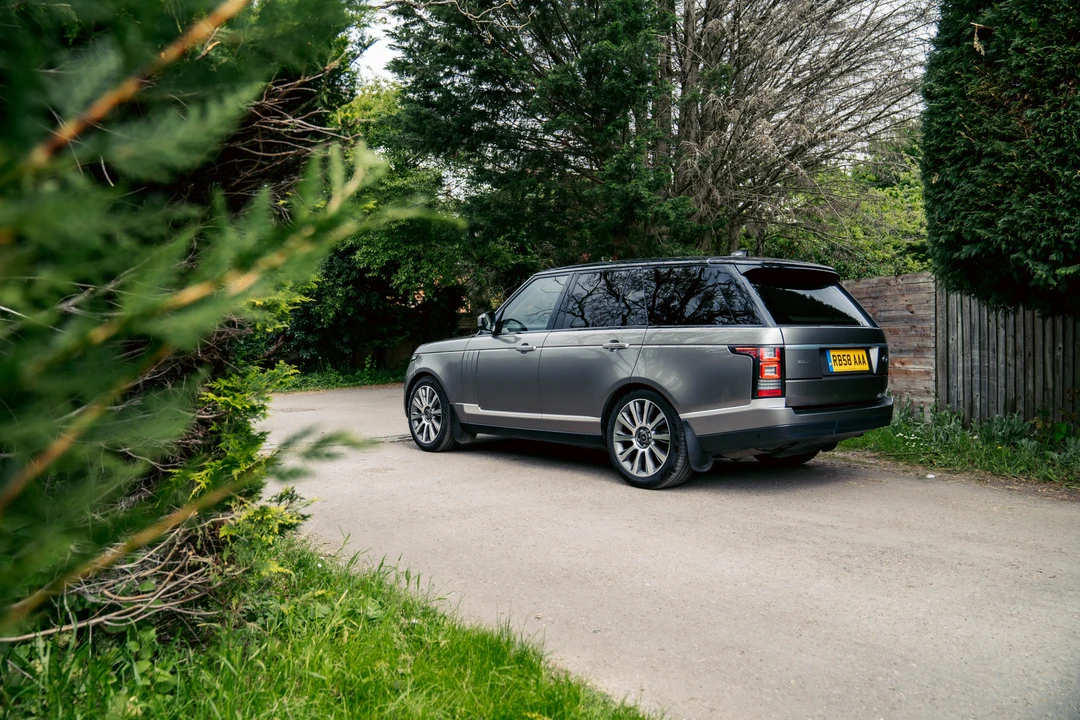 2017 Land Rover Range Rover L405 - Image 15 of 31