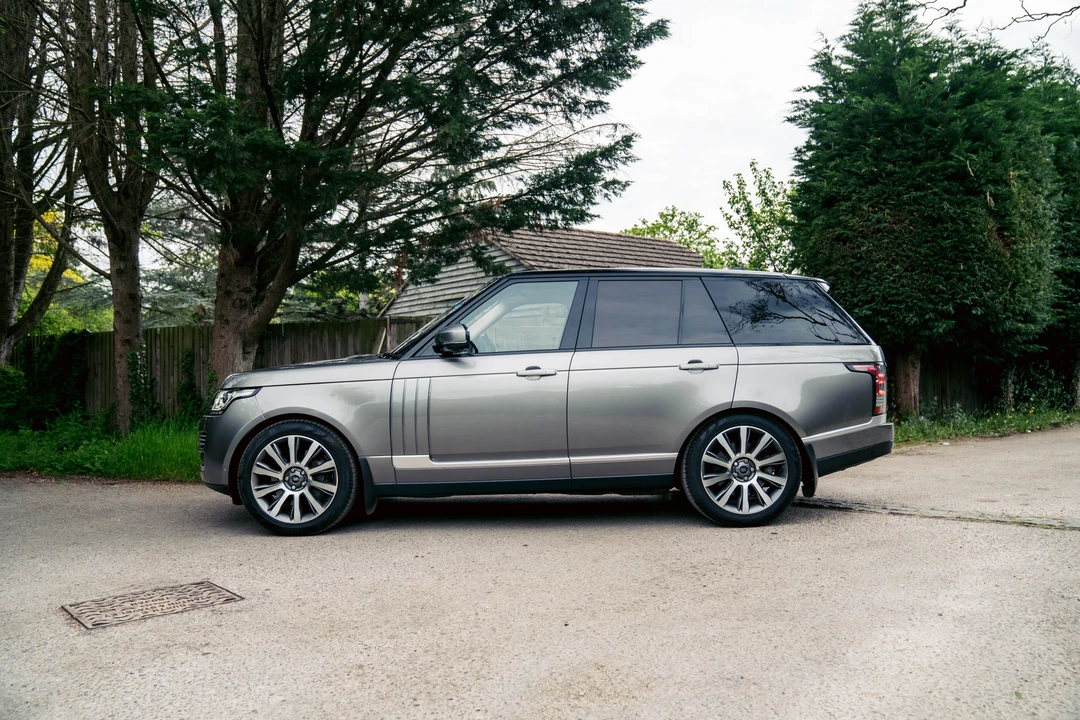 2017 Land Rover Range Rover L405 - Image 9 of 31