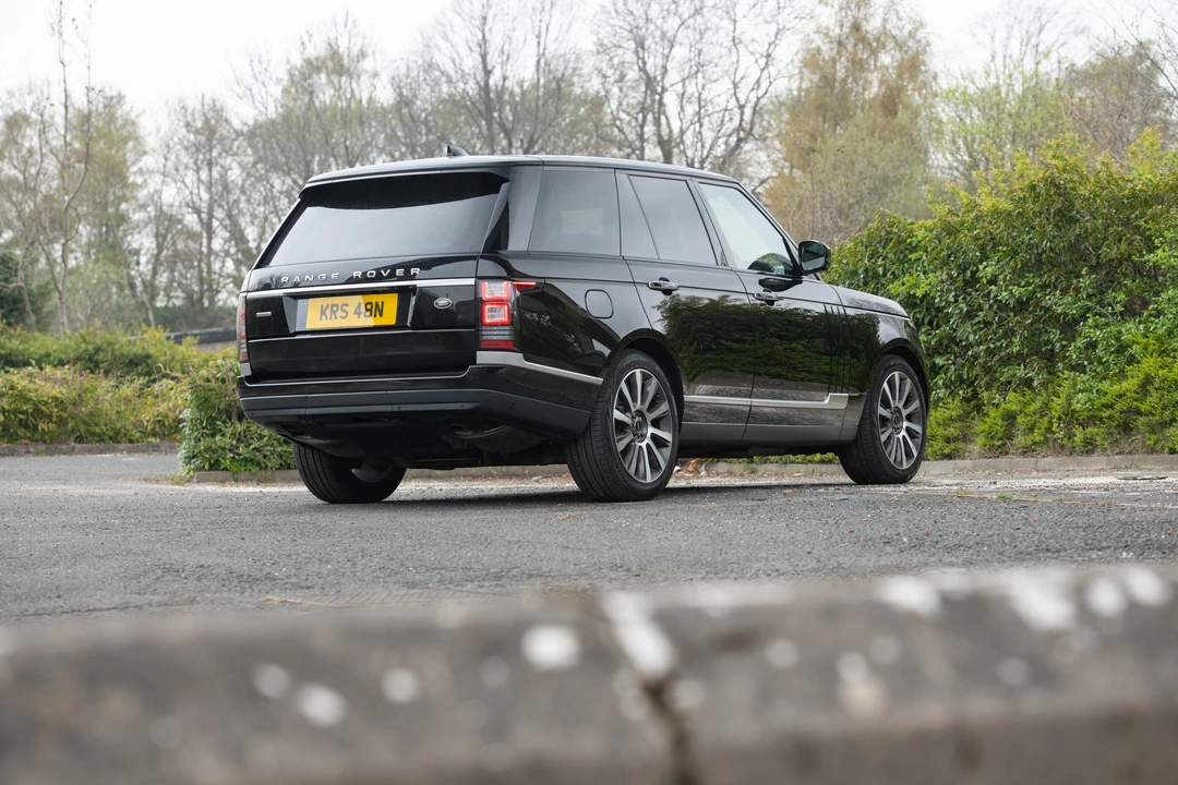 2017 Land Rover Range Rover L405 - Image 9 of 31