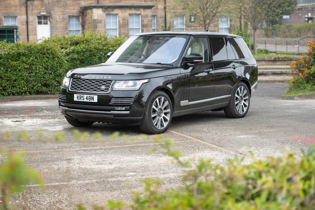 2017 Land Rover Range Rover L405 - Image 17 of 31