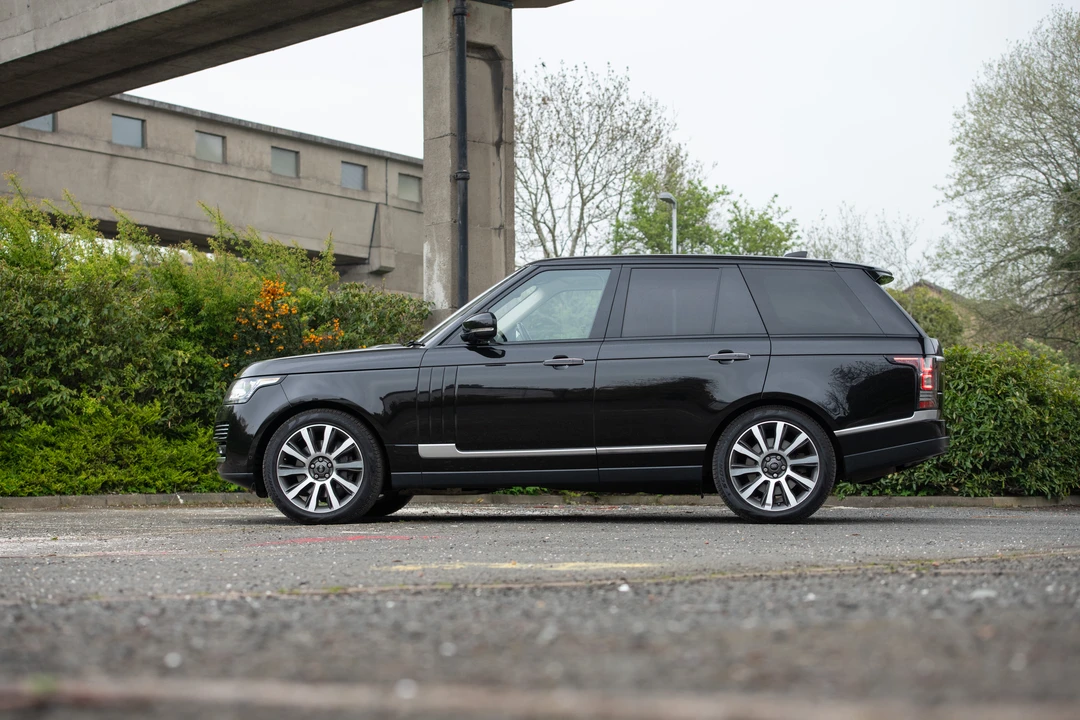 2017 Land Rover Range Rover L405 - Image 6 of 31