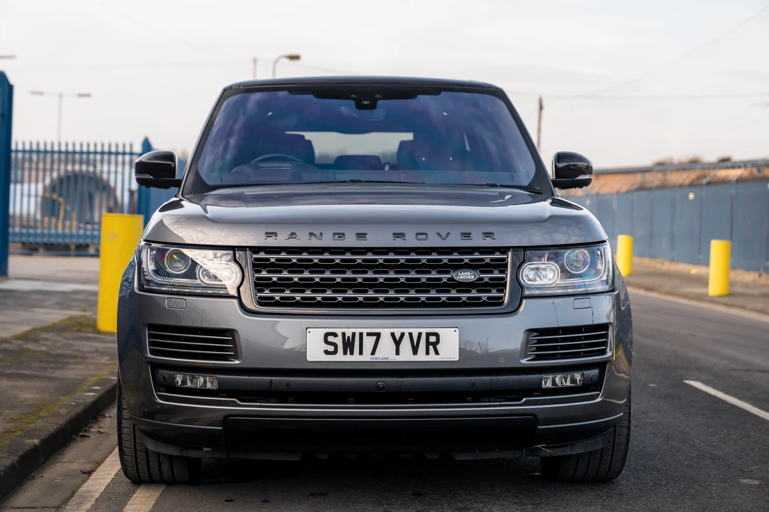 2017 Land Rover Range Rover L405 - Image 17 of 31