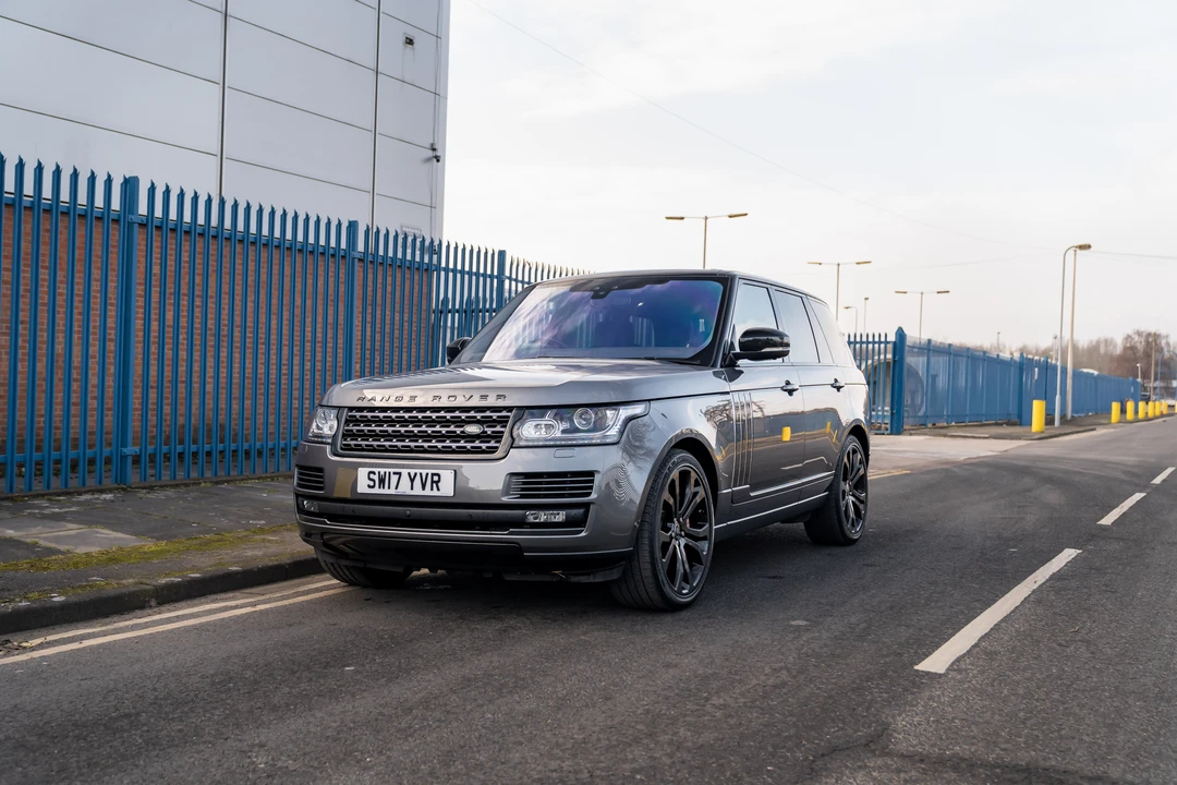 2017 Land Rover Range Rover L405 - Image 4 of 31
