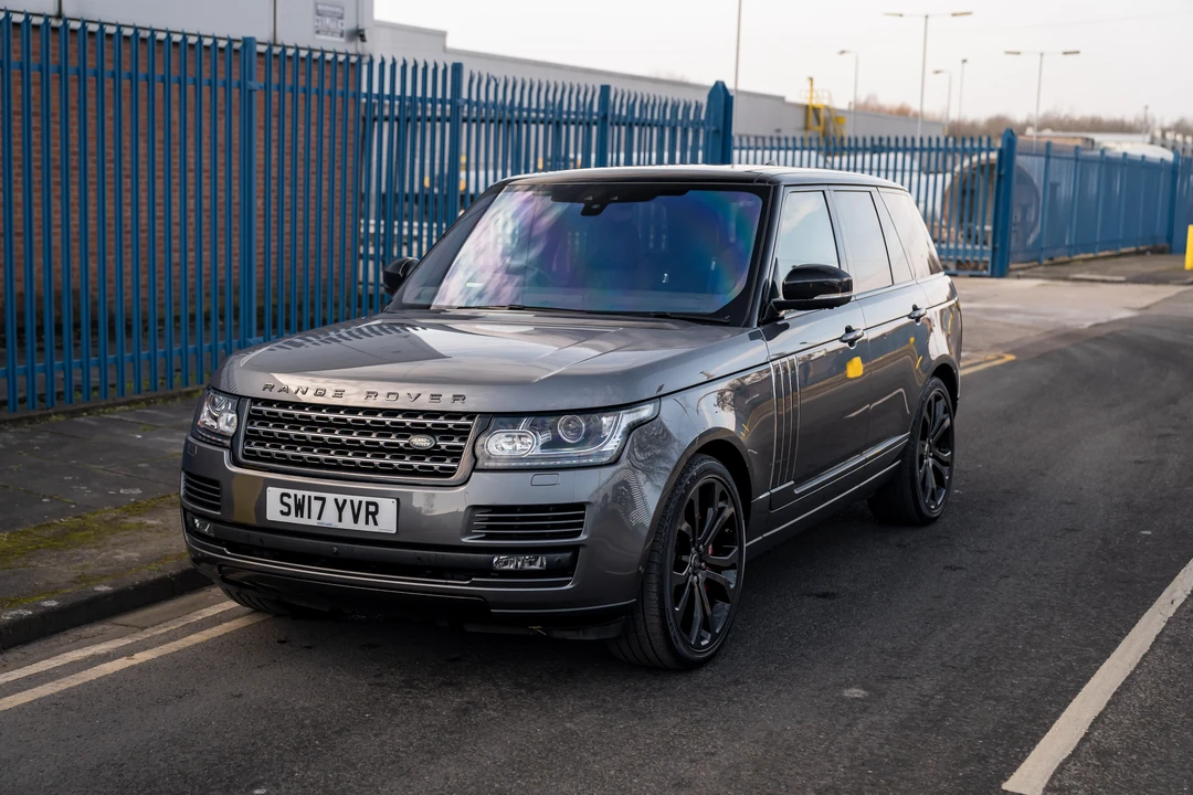 2017 Land Rover Range Rover L405 - Image 12 of 31