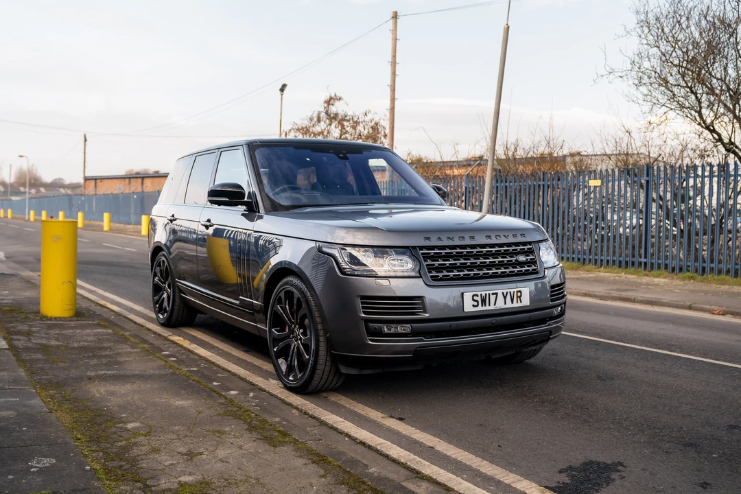2017 Land Rover Range Rover L405 - Image 10 of 31