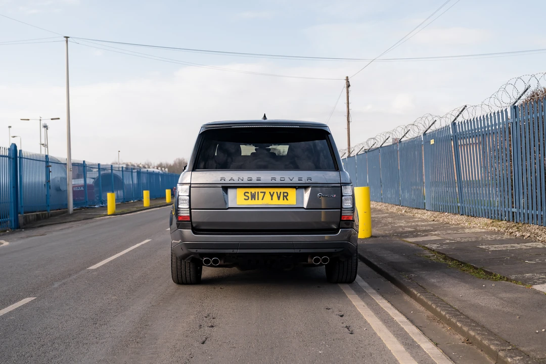2017 Land Rover Range Rover L405 - Image 14 of 31