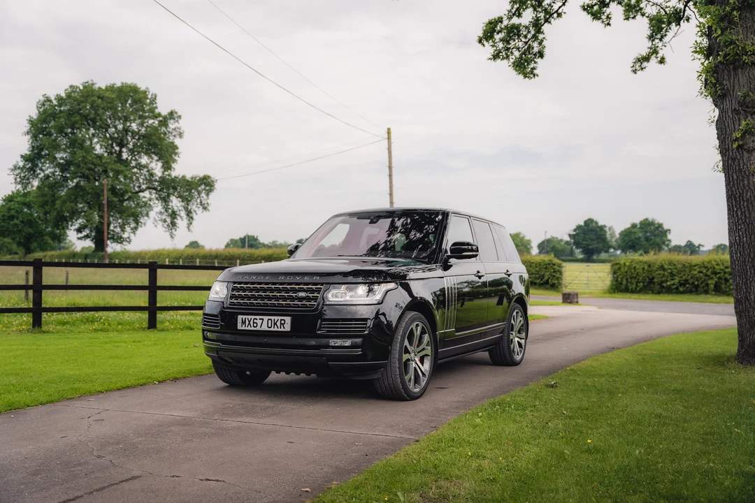 2017 Land Rover Range Rover L405 - Image 17 of 31