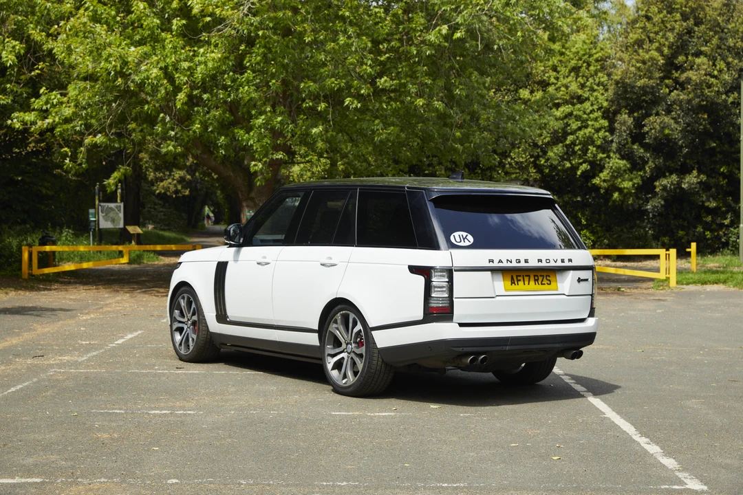 2017 Land Rover Range Rover L405 - Image 6 of 31