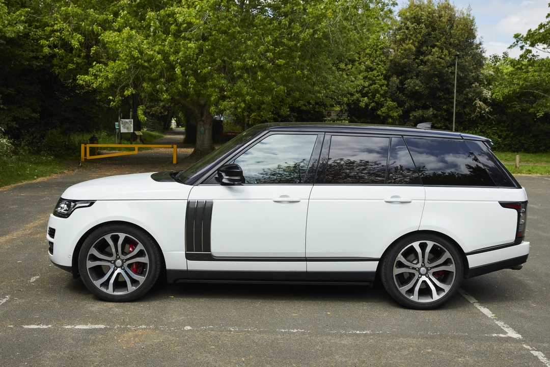 2017 Land Rover Range Rover L405 - Image 16 of 31