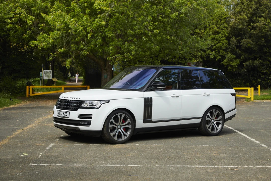 2017 Land Rover Range Rover L405 - Image 12 of 31