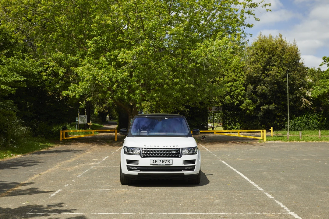 2017 Land Rover Range Rover L405 - Image 3 of 31