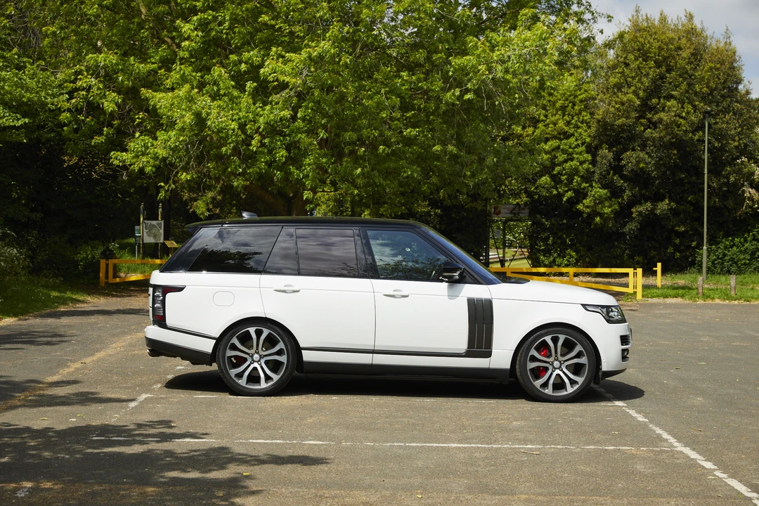 2017 Land Rover Range Rover L405 - Image 15 of 31