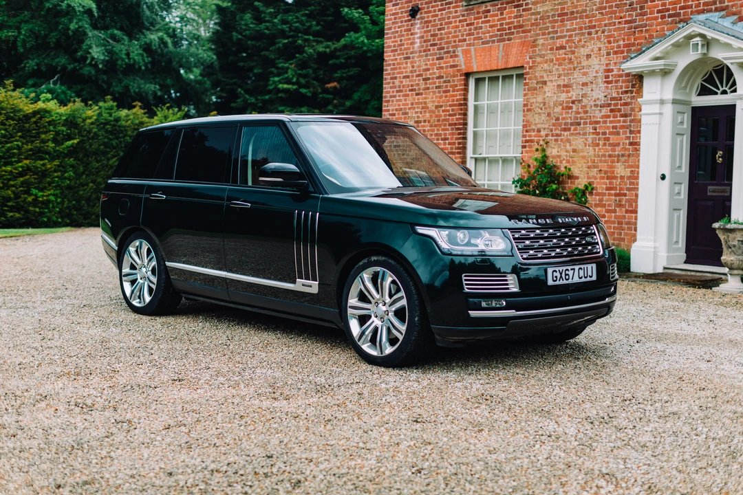 2017 Land Rover Range Rover L405 - Image 11 of 31