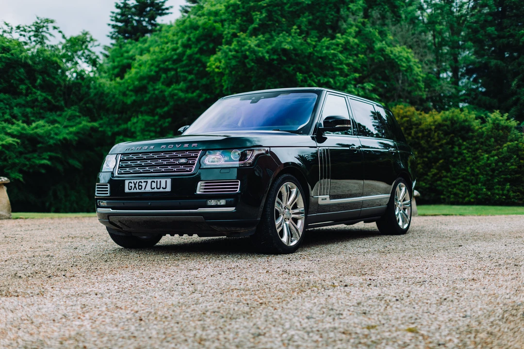 2017 Land Rover Range Rover L405 - Image 13 of 31
