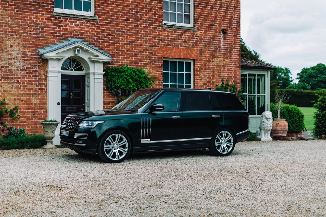 2017 Land Rover Range Rover L405 - Image 14 of 31