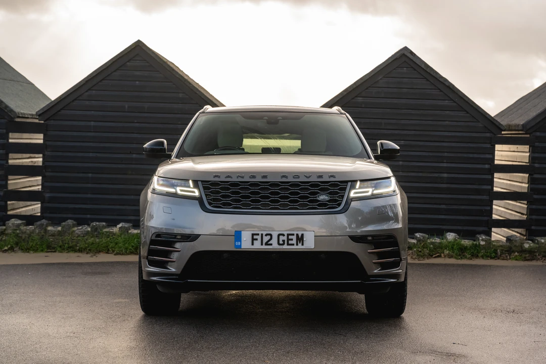 2017 Land Rover Range Rover Velar - Image 3 of 31