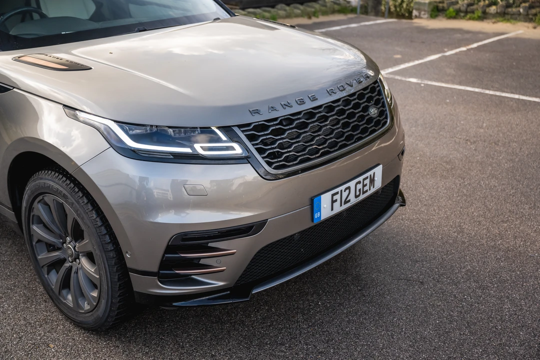 2017 Land Rover Range Rover Velar - Image 16 of 31