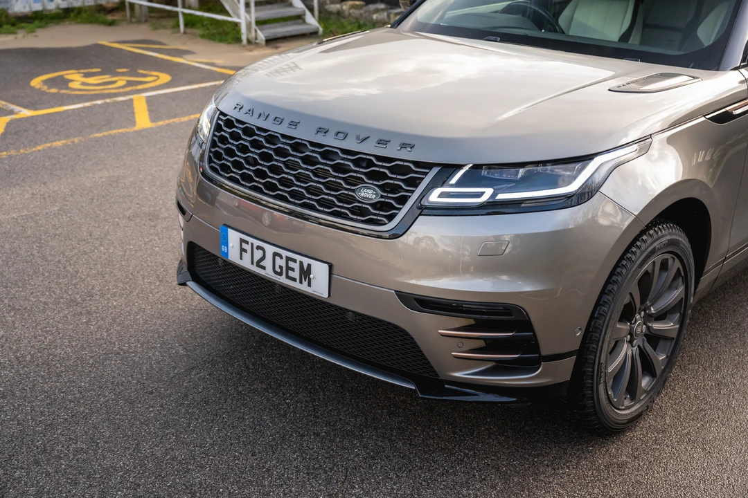 2017 Land Rover Range Rover Velar - Image 17 of 31