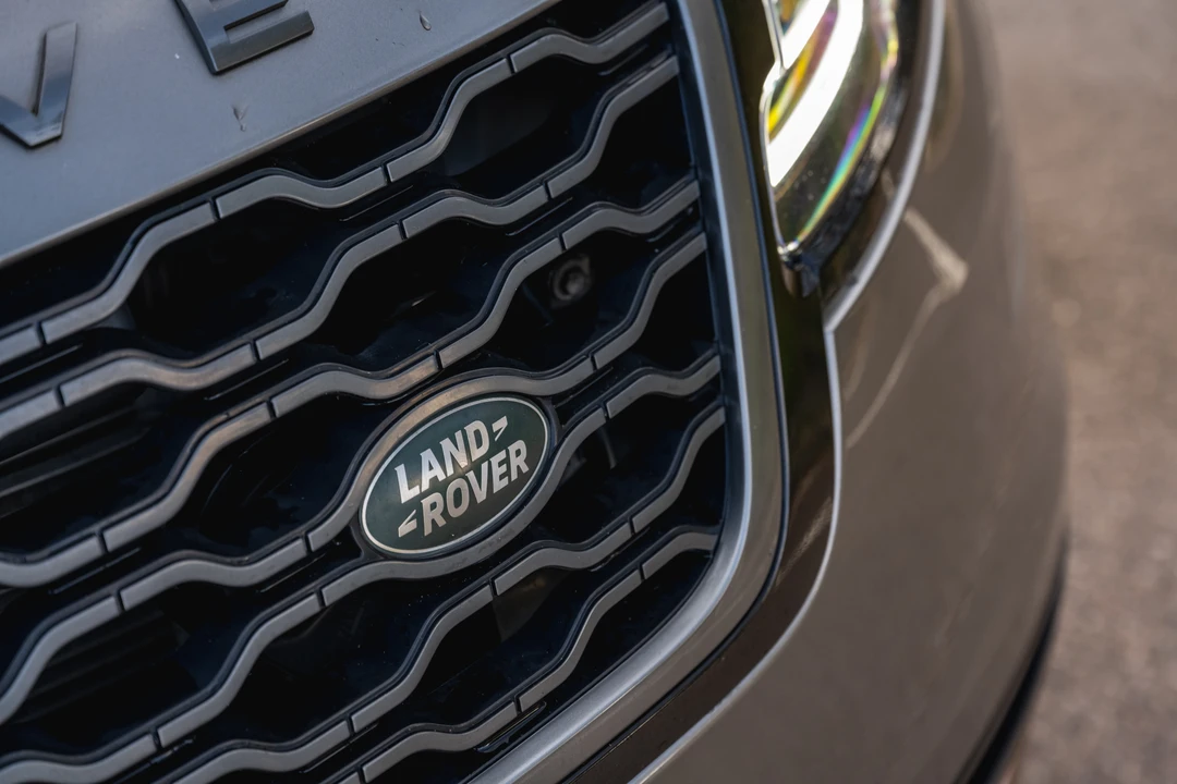 2017 Land Rover Range Rover Velar - Image 21 of 31