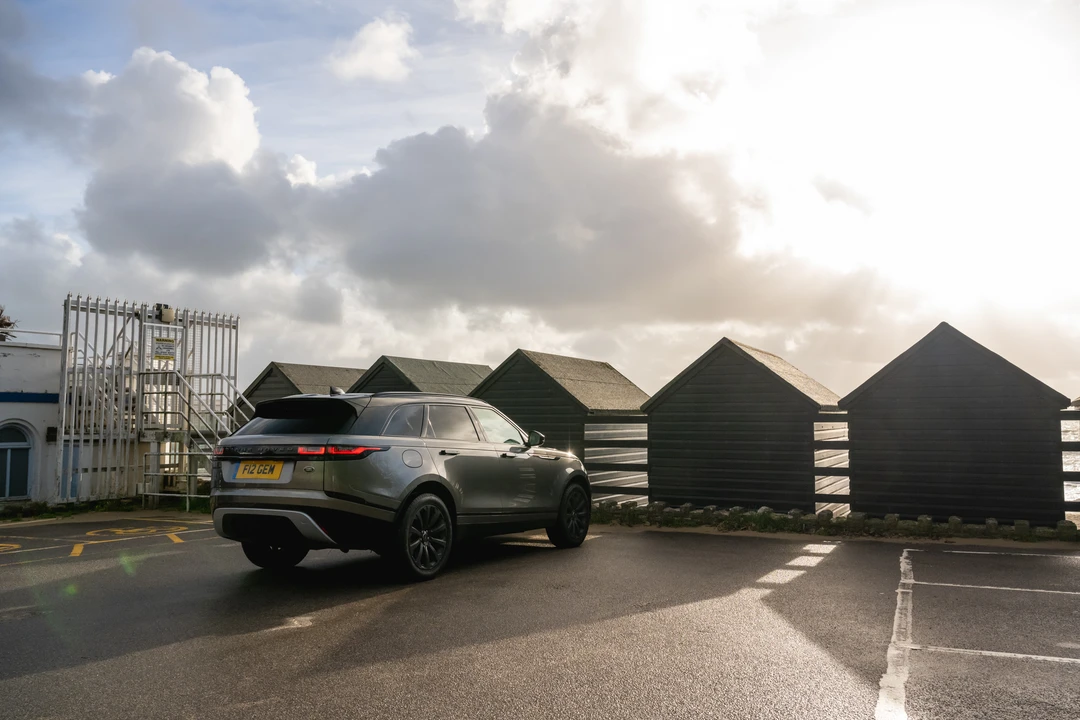 2017 Land Rover Range Rover Velar - Image 15 of 31