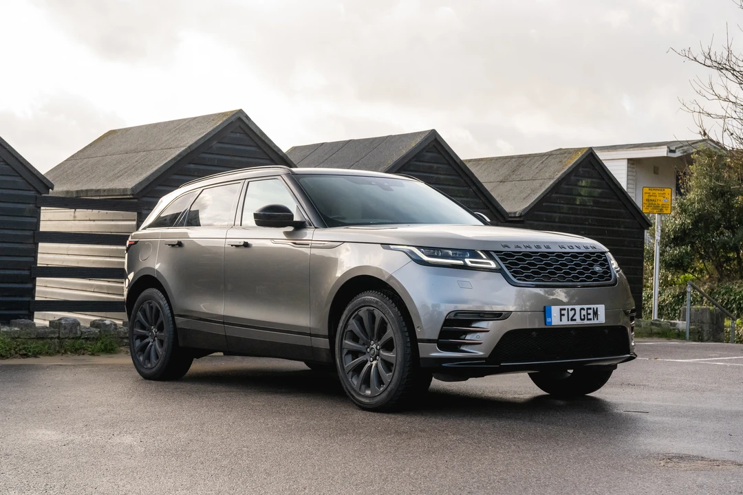 2017 Land Rover Range Rover Velar - Image 4 of 31