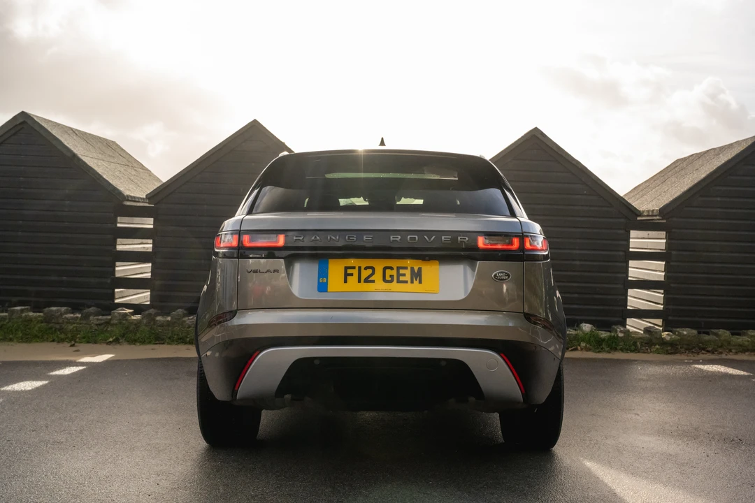 2017 Land Rover Range Rover Velar - Image 7 of 31