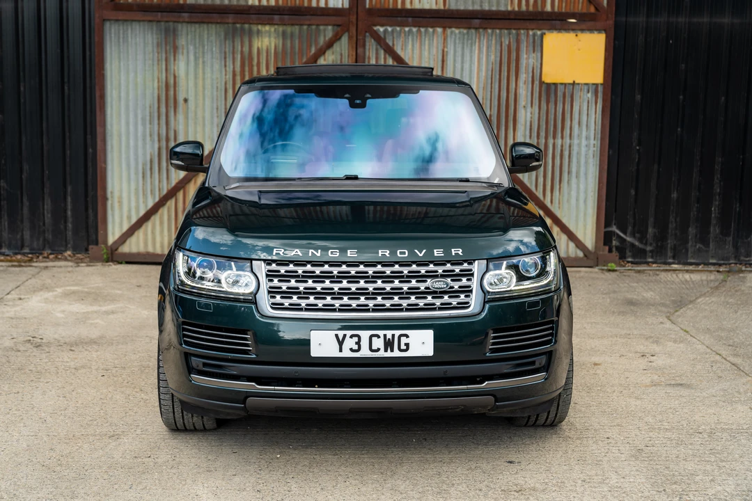 2017 Land Rover Range Rover L405 - Image 10 of 31