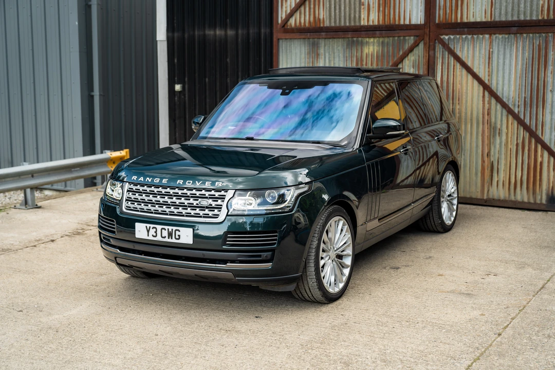 2017 Land Rover Range Rover L405 - Image 14 of 31