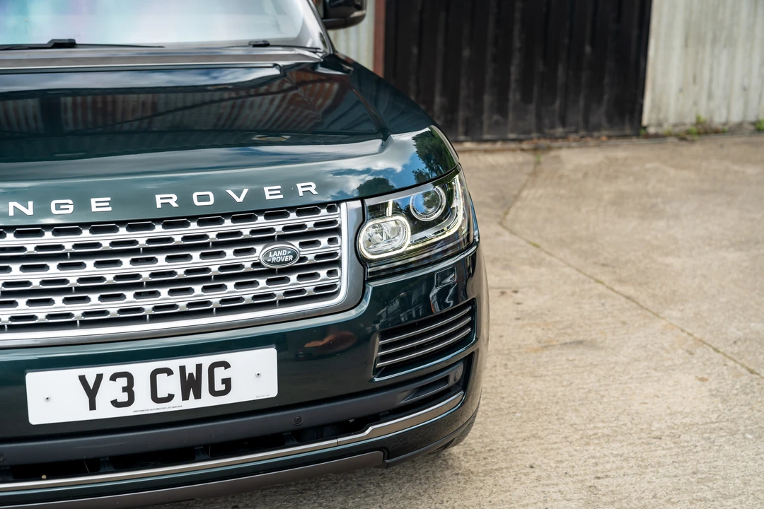 2017 Land Rover Range Rover L405 - Image 25 of 31