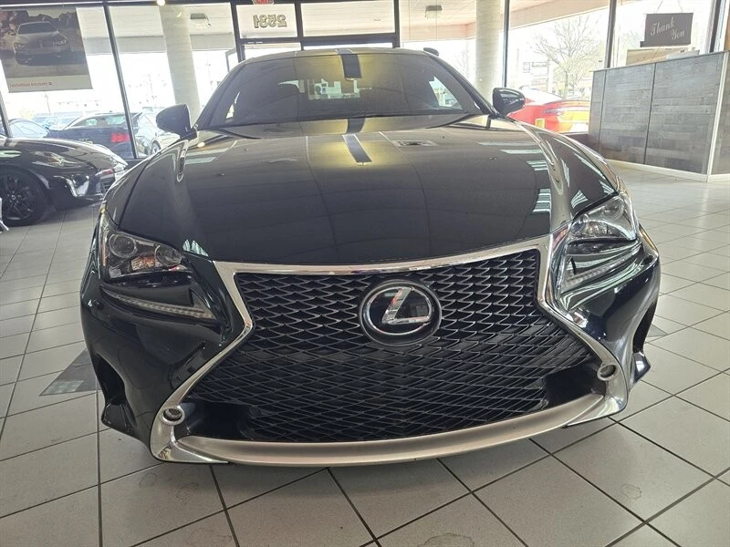 2017 Lexus RC - Image 2 of 4
