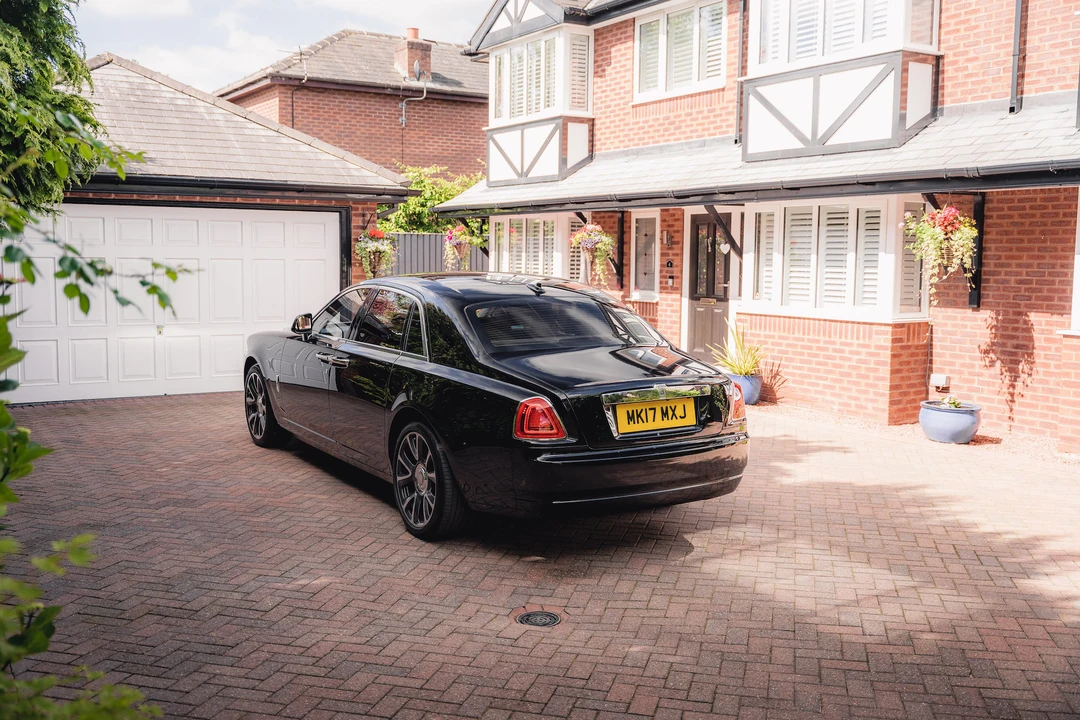 2017 Rolls-Royce Ghost 1st Gen - Image 15 of 31