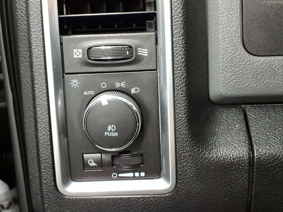 2017 Ram 1500 1st Gen - Image 16 of 25