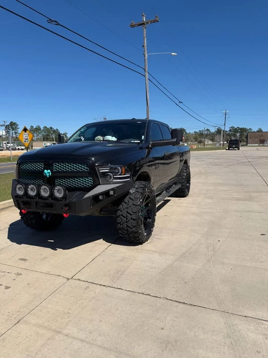 2017 Ram 1500 1st Gen - Image 3 of 6