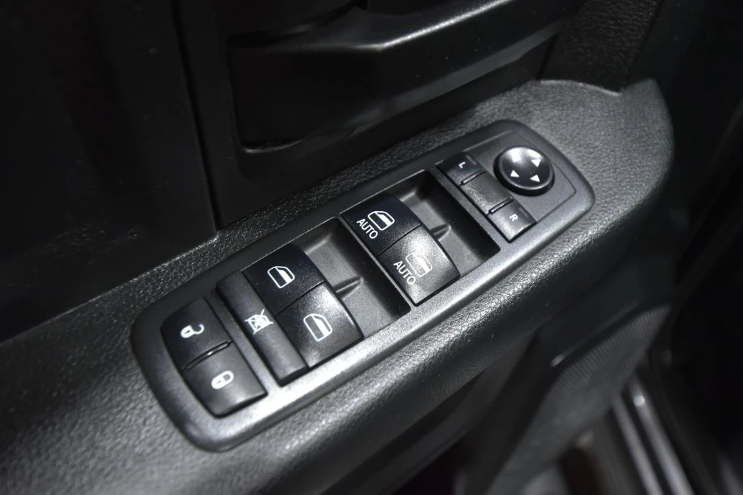 2017 Ram 1500 1st Gen - Image 16 of 31