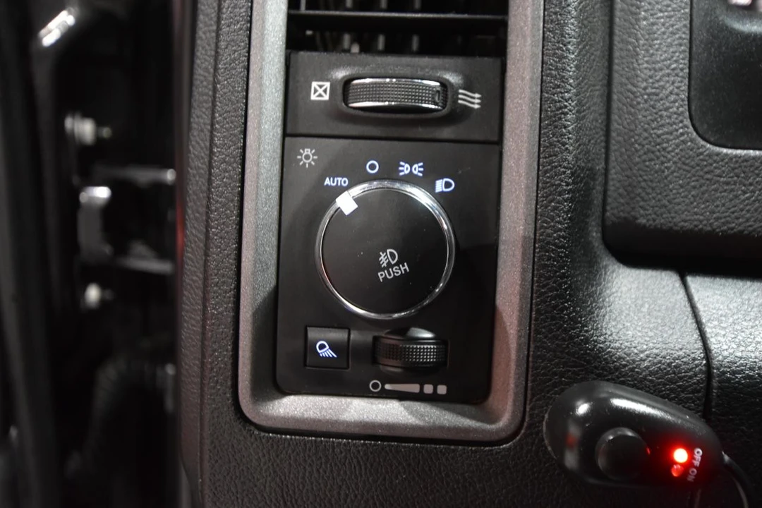 2017 Ram 1500 1st Gen - Image 17 of 31