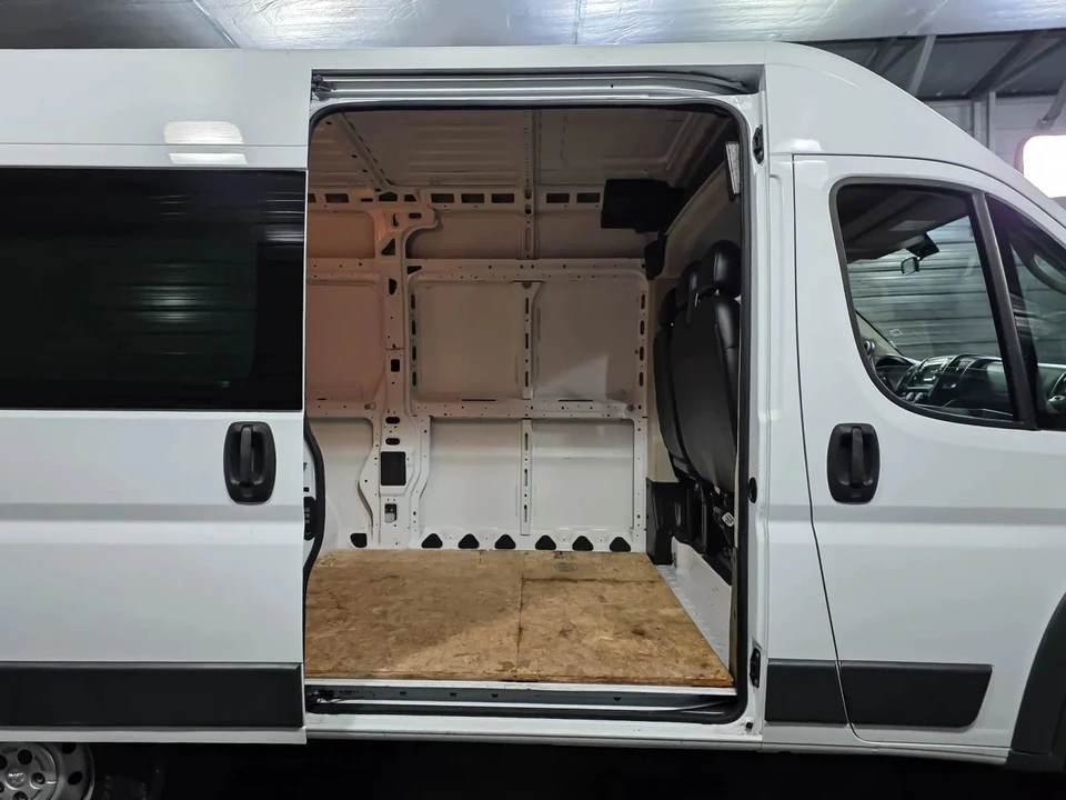 2017 Ram ProMaster - Image 10 of 12