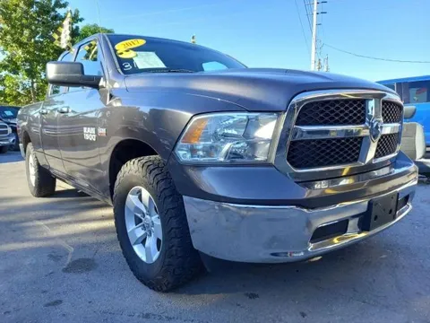 2017 Ram 1500 SLT Quad Cab