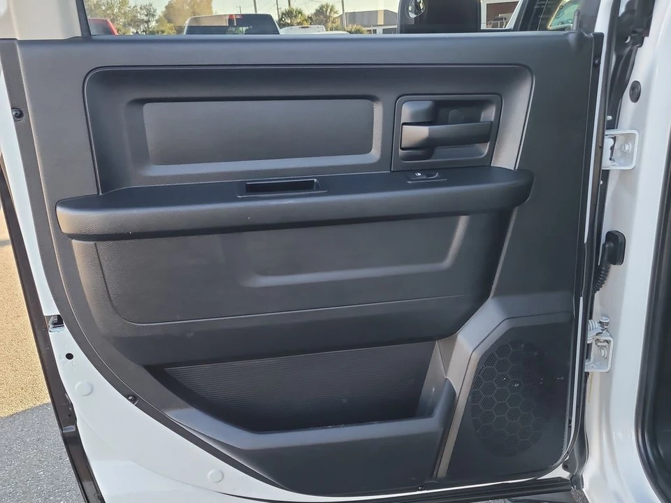 2017 Ram 1500 1st Gen - Image 9 of 12