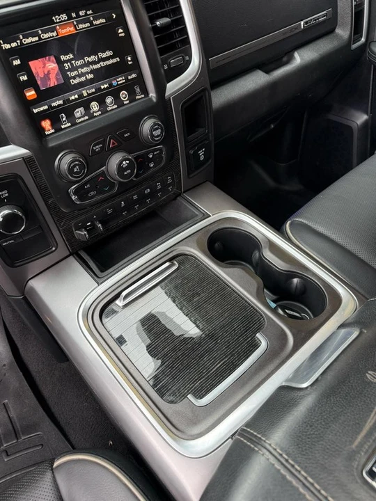 2017 Ram Heavy Duty - Image 14 of 27