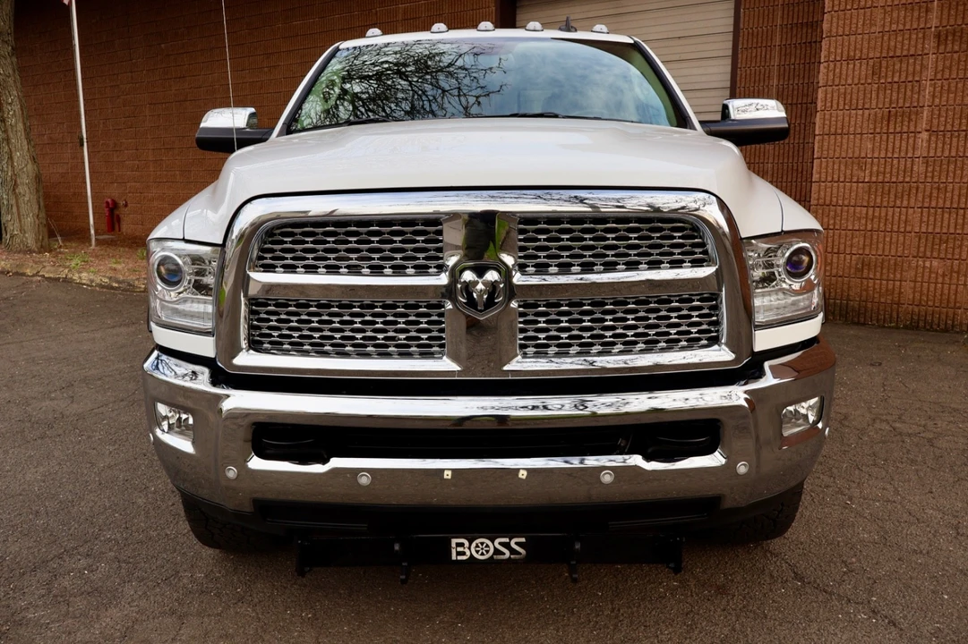 2017 Ram Heavy Duty - Image 9 of 21