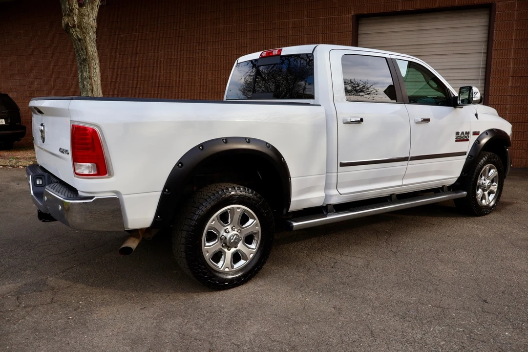 2017 Ram Heavy Duty - Image 6 of 21