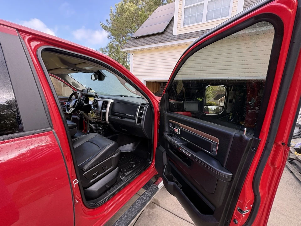 2017 Ram Heavy Duty - Image 12 of 24