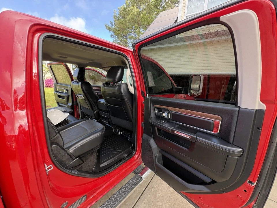2017 Ram Heavy Duty - Image 10 of 24