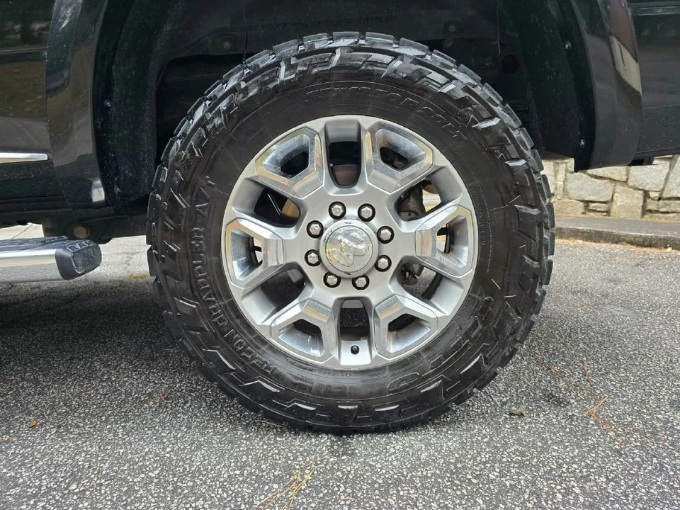 2017 Ram Heavy Duty - Image 12 of 31