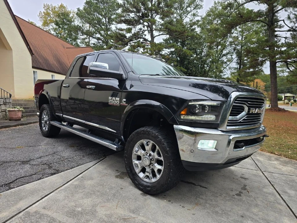 2017 Ram Heavy Duty - Image 2 of 31