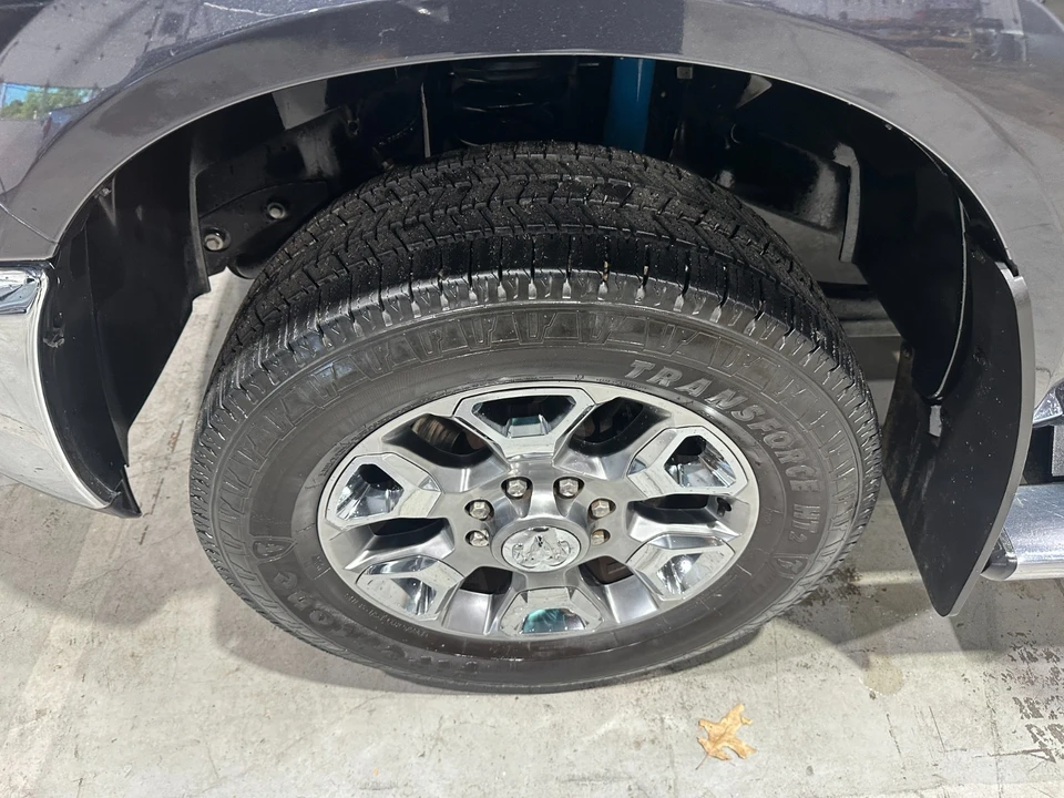 2017 Ram Heavy Duty - Image 7 of 22