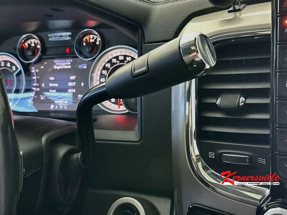 2017 Ram Heavy Duty - Image 16 of 24