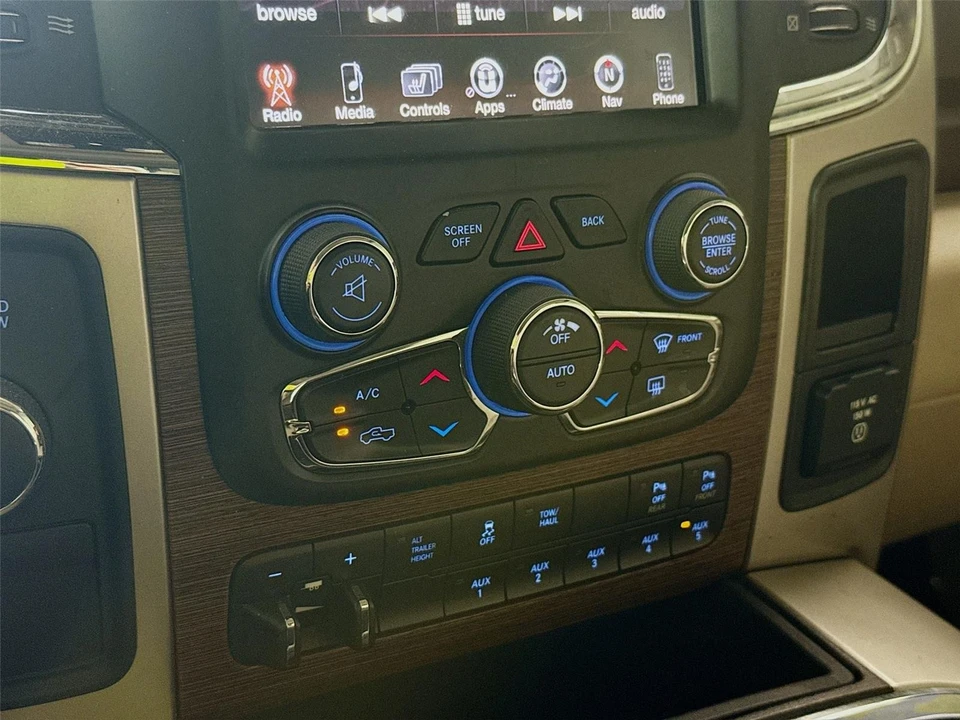 2017 Ram Heavy Duty - Image 12 of 31